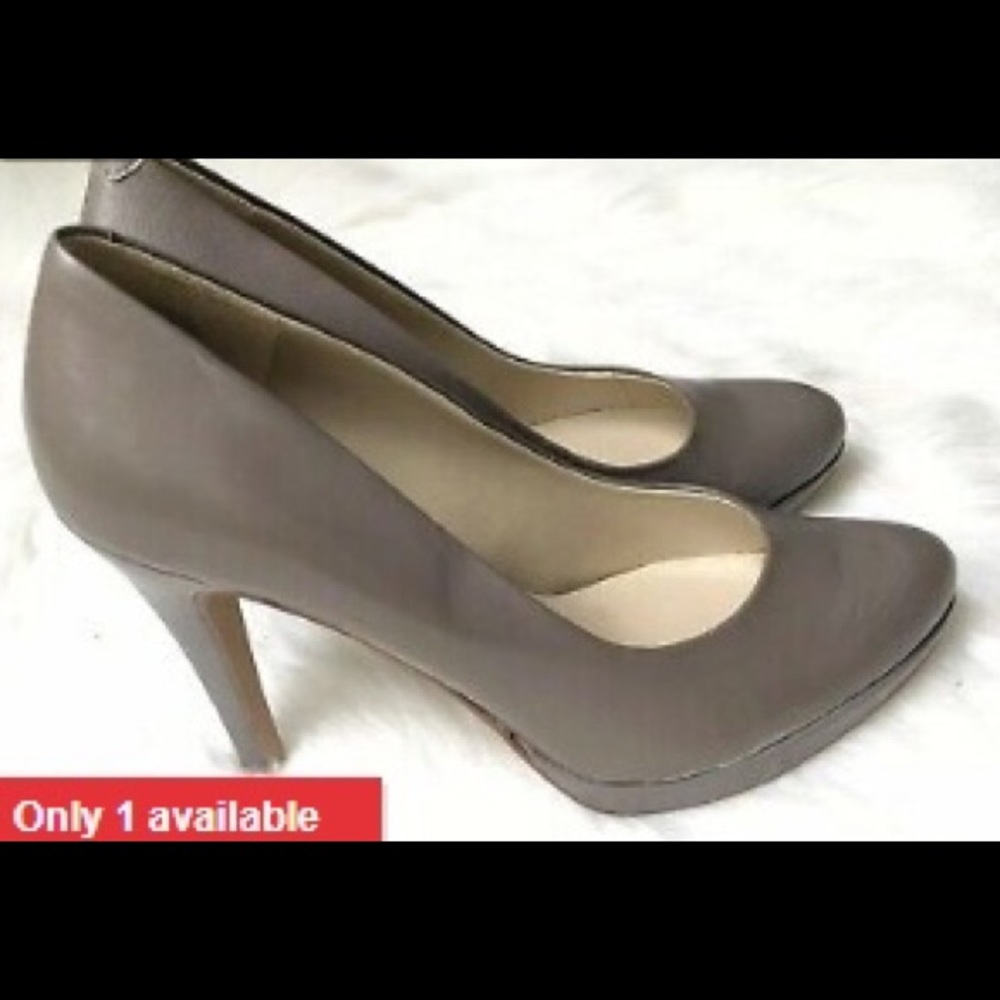 NWOT Nine West Pumps. Size 7.5, Pewter